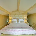 La Belle Vie Hotel