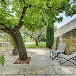 La Belle Vie Hotel Saint-Hilaire-dʼOzilhan