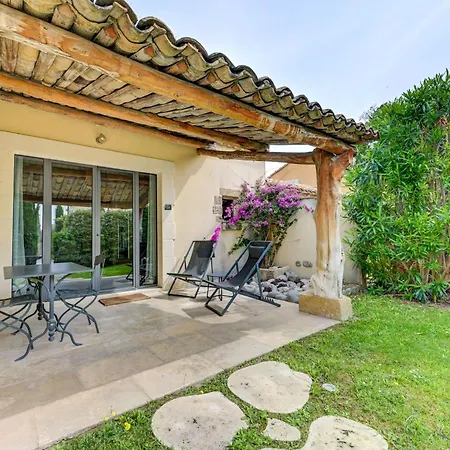 Hotel La Belle Vie