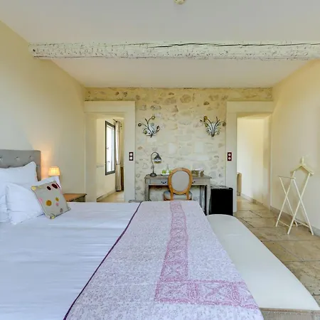 La Belle Vie Saint-Hilaire-dʼOzilhan