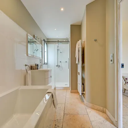 La Belle Vie Hotel 4*