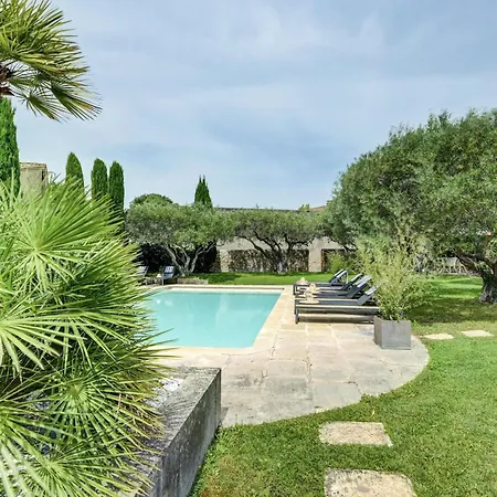 Hotell La Belle Vie Saint-Hilaire-dʼOzilhan