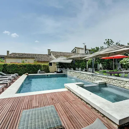 Hotel La Belle Vie Saint-Hilaire-dʼOzilhan